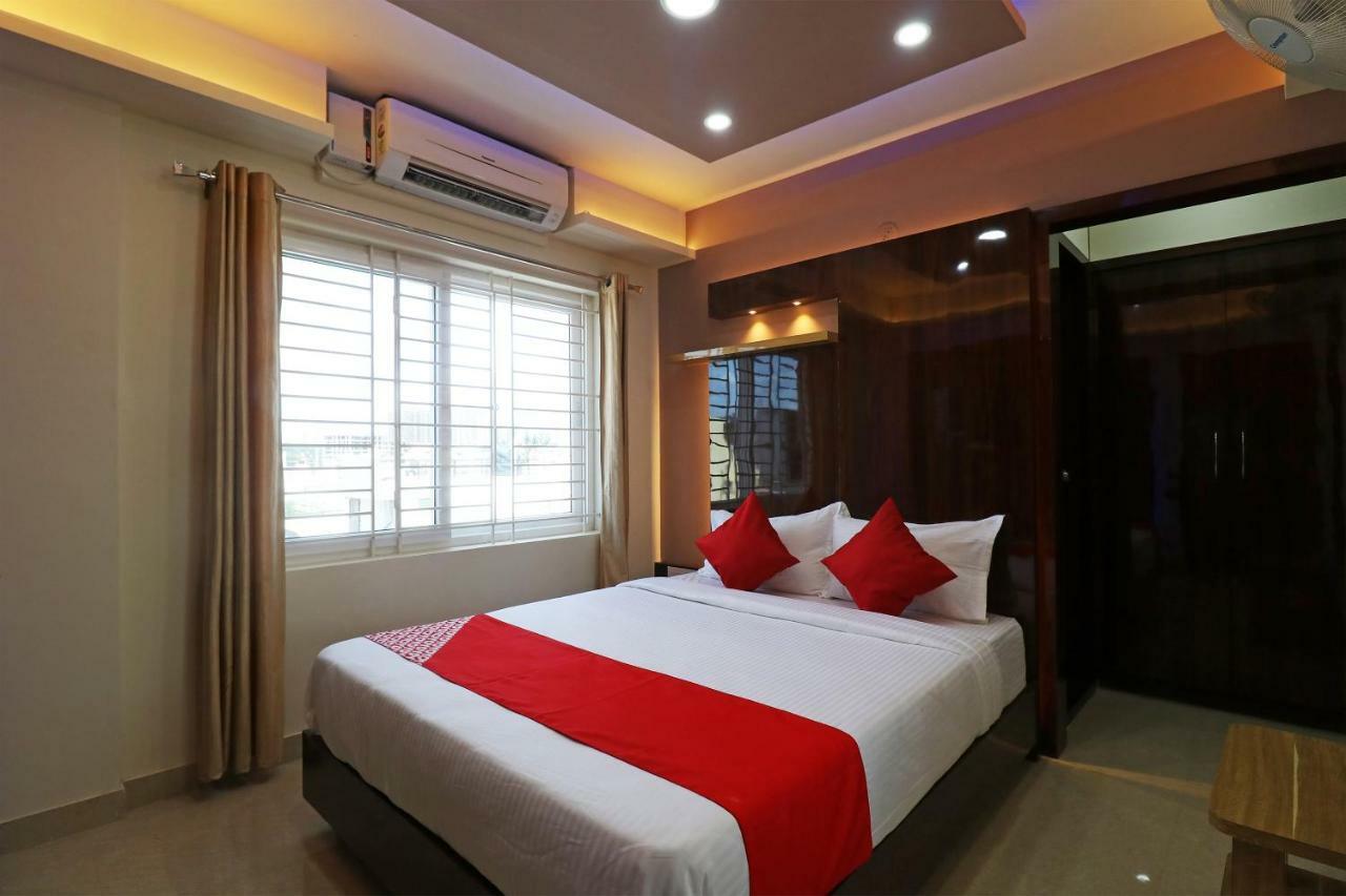 Oyo 37349 Sai Palace Hotel Chik Bānavar Zewnętrze zdjęcie