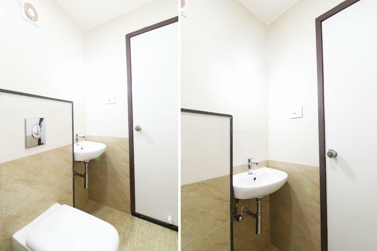 Oyo 37349 Sai Palace Hotel Chik Bānavar Zewnętrze zdjęcie